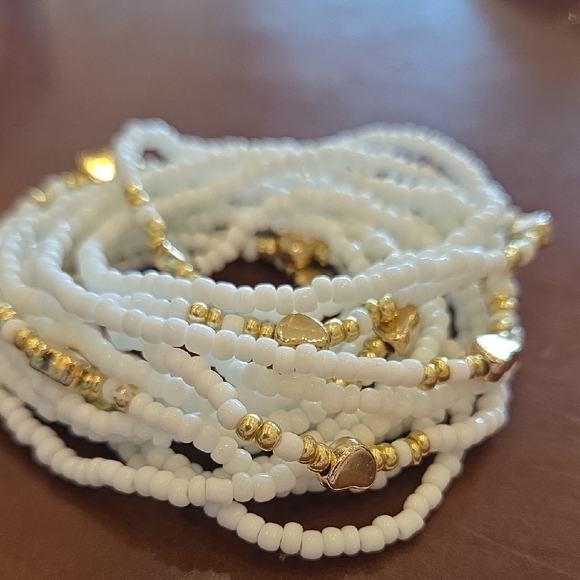 Other - Elegant White and Gold Beaded Bracelet Set